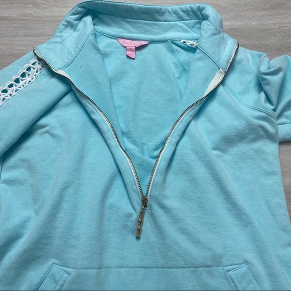 Lilly Pulitzer Skipper Solid Popover Light Blue 1/4 Zip Size Medium - Picture 6 of 11